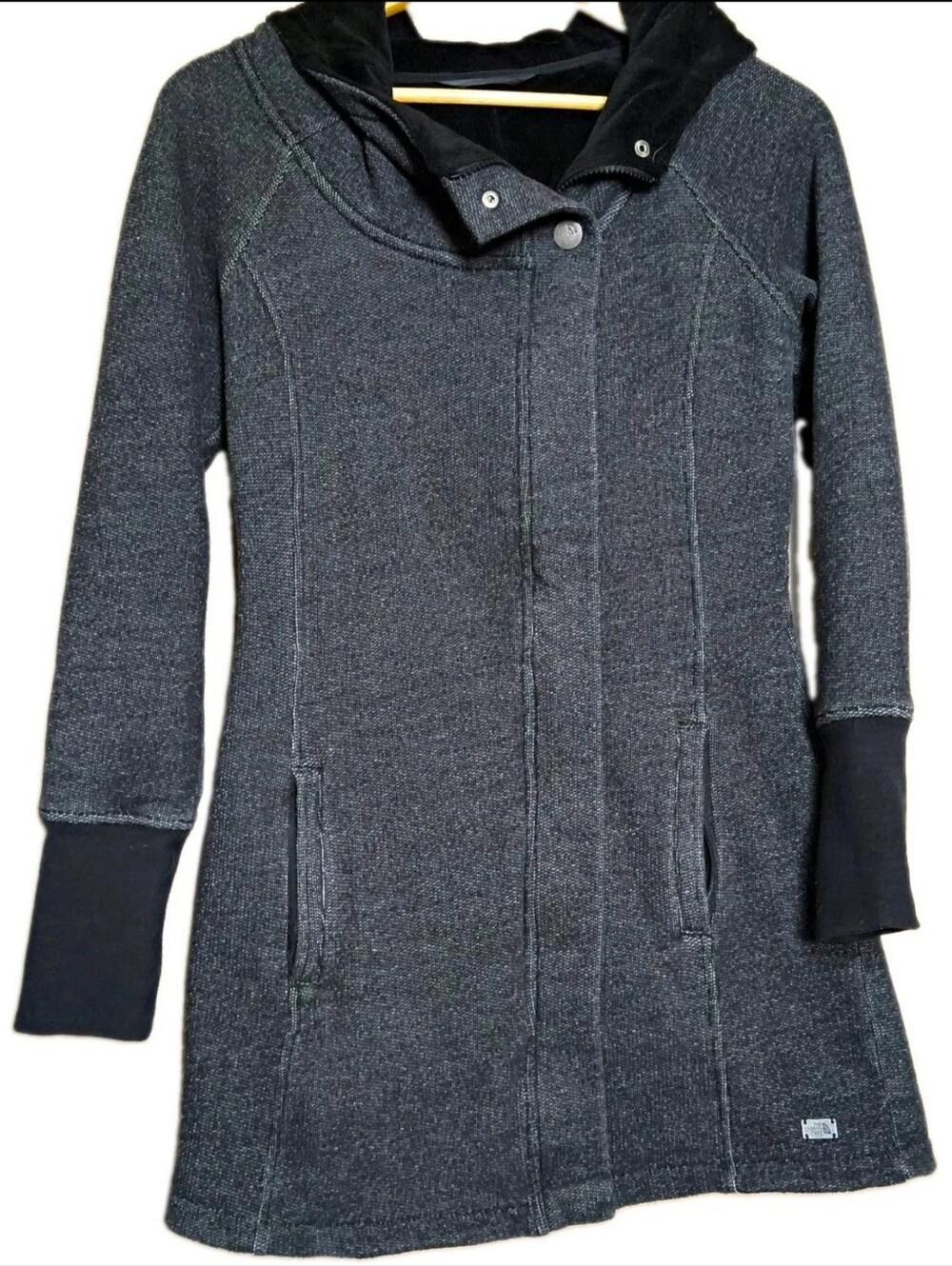 The North Face Women’s Gray Hooded Snap Jacket Lined Slim Mid-Length Sz S